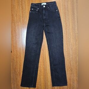 NWOT Zara Black Straight Leg Women's Jeans Size 0